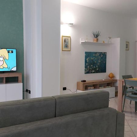 Casa Vacanze Fronte Castello مارتانو المظهر الخارجي الصورة